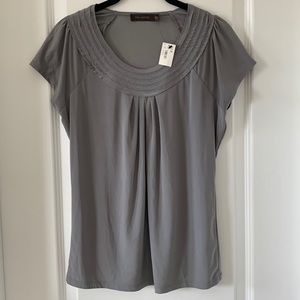 NWT THE LIMITED Ruffled Metallic Neckline Top Size Medium